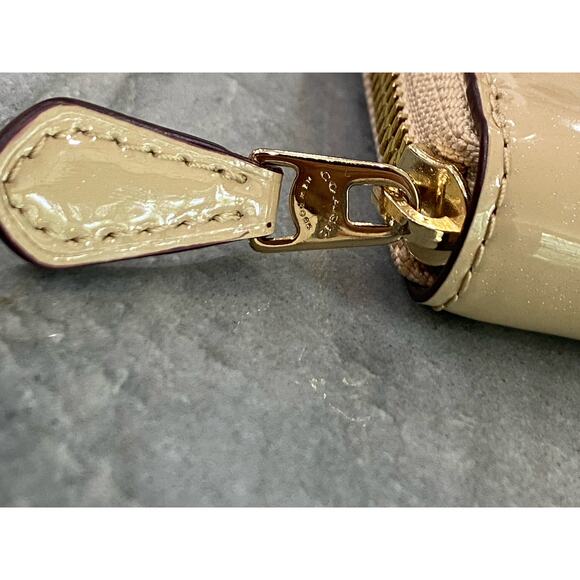 Coach Boxed Patent Leather Accordion Zip Around Wallet F55734 - Picture 3 of 14